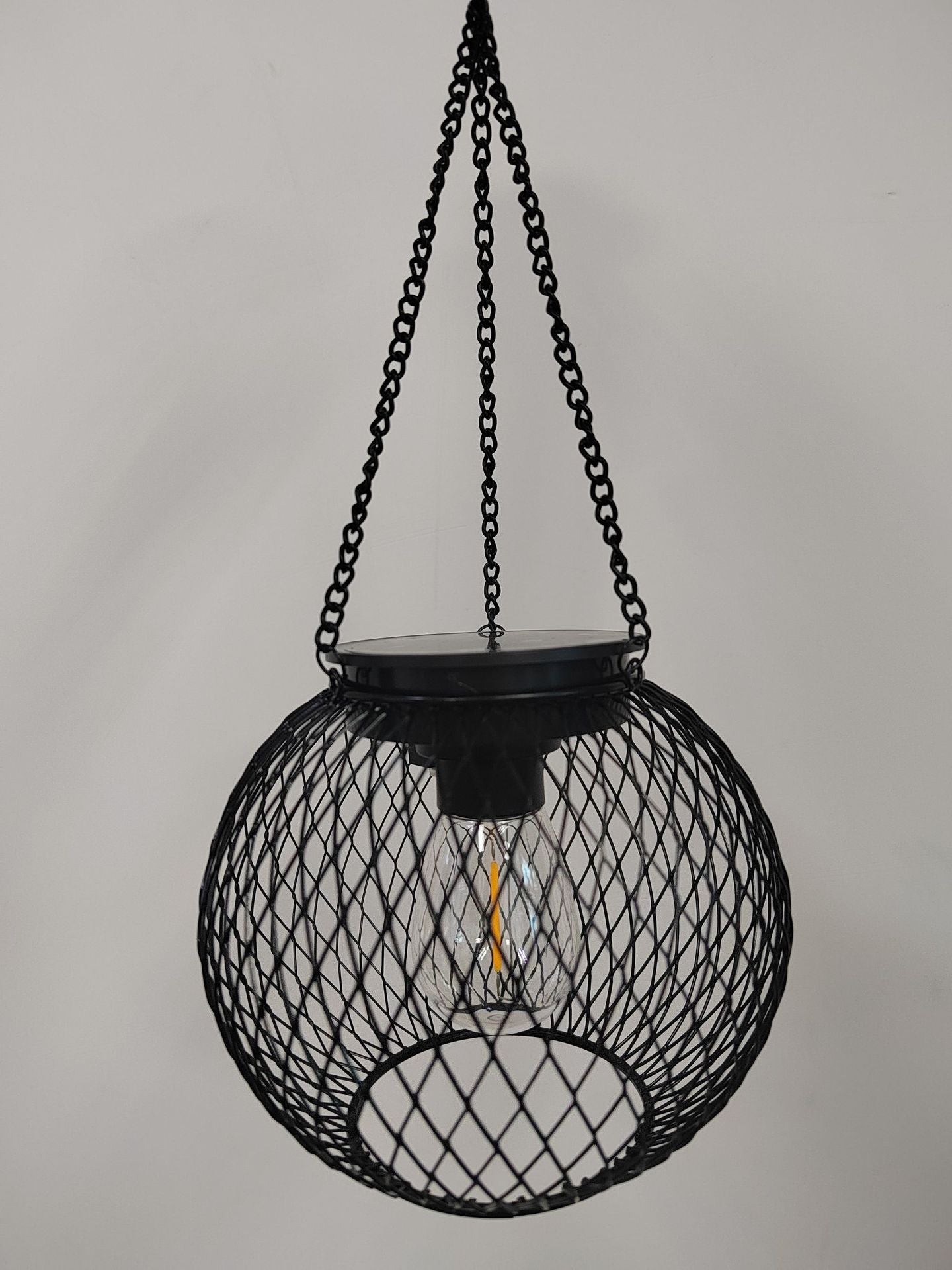 Lampe solaire suspendue en métal
