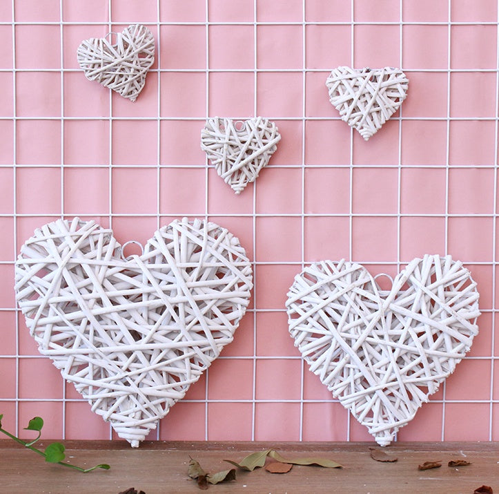 Abstract Heart Décor – Simple & Elegant – Minimalist Design