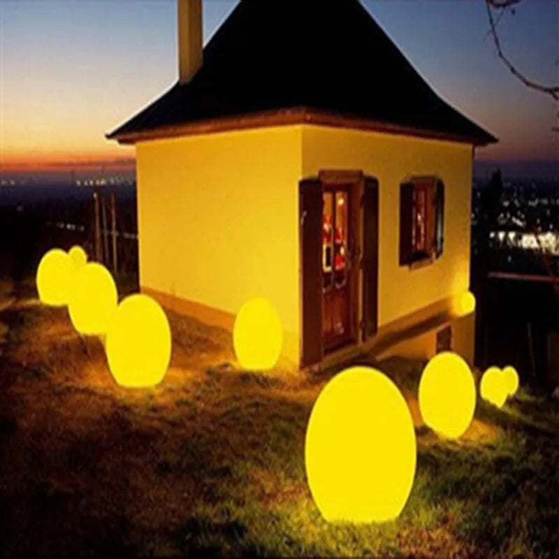 Boule lumineuse solaire flottante pour piscine – 16 couleurs