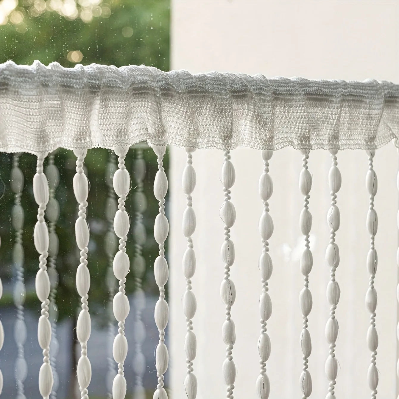 Rideau décoratif bohème à pompons – 100 × 200 cm