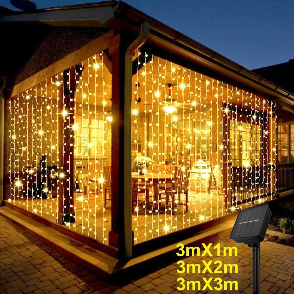 Guirlande solaire rideau - ambiance terrasse et pergola