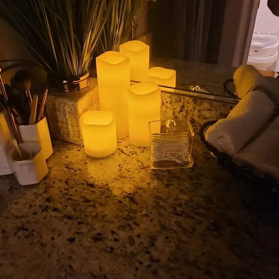 Bougie LED à effet de flamme vacillante, sans flamme réelle, fonctionnant sur piles, lampe à bougie LED électronique pour Noël, mariage, fête et décoration intérieure.