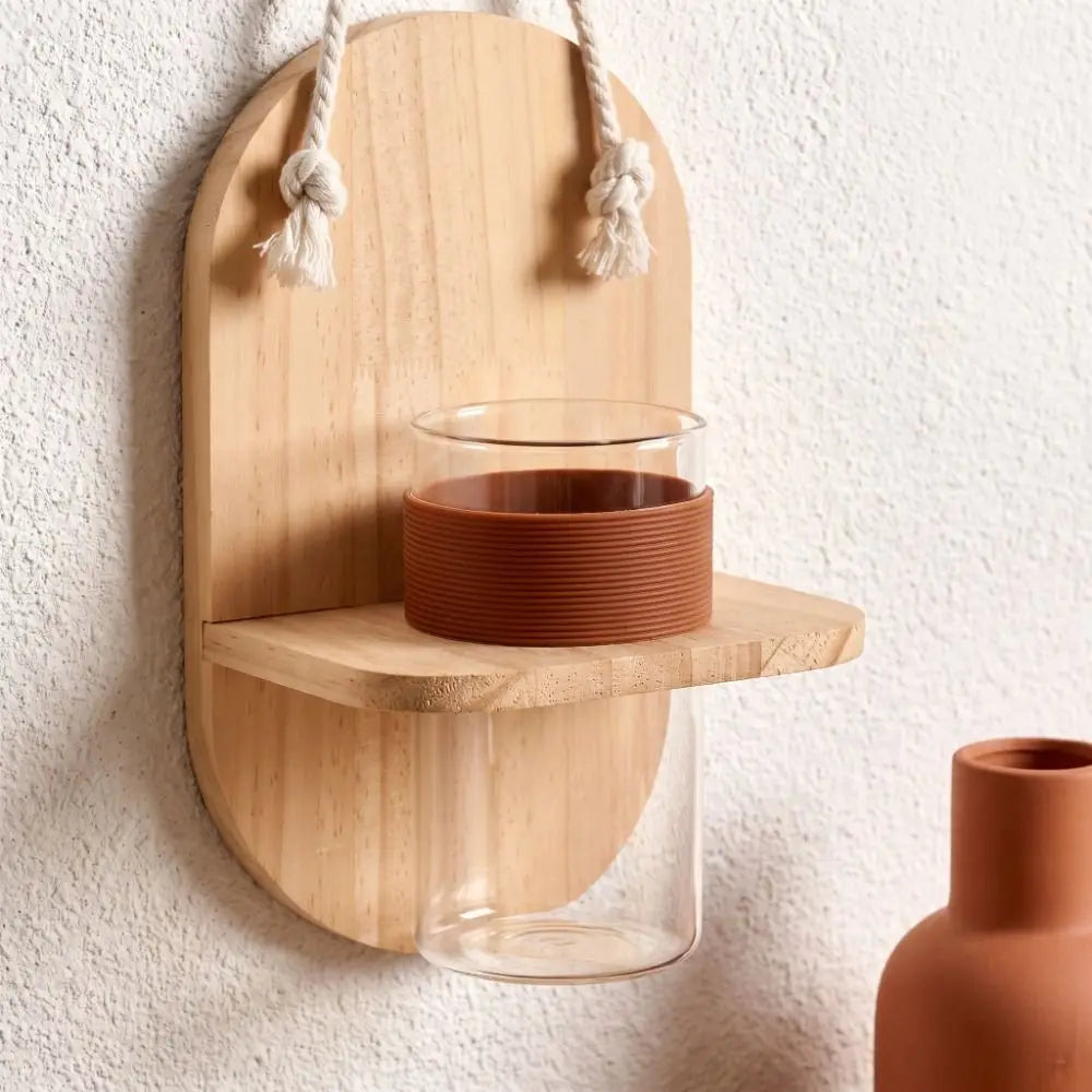 Vase mural en bois pour composition végétale