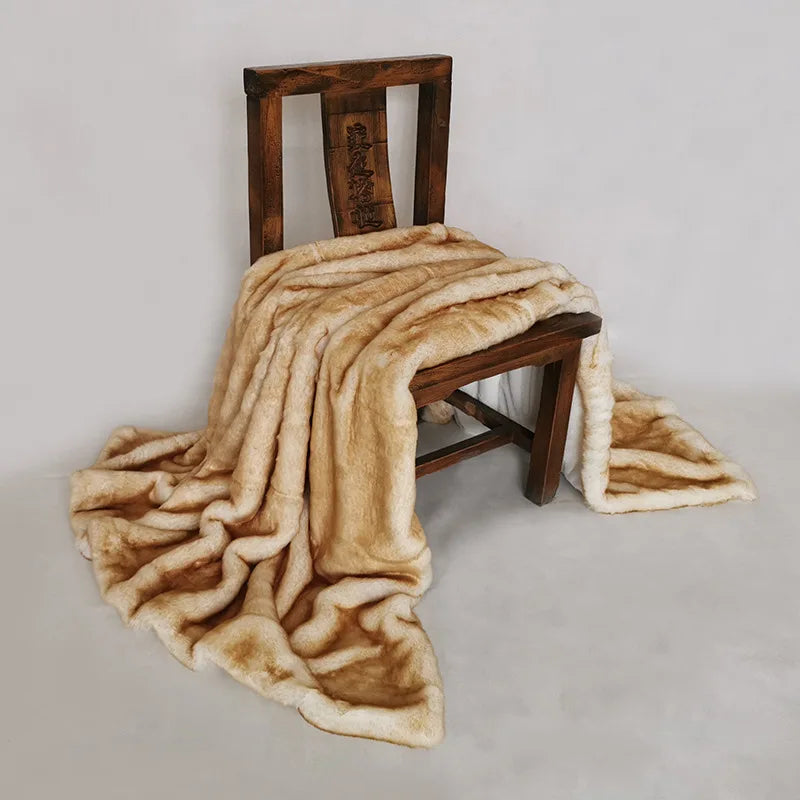 Couverture d'hiver en fausse fourrure épaisse en peluche, flanelle, Imitation fourrure de renard, couverture chaude et douce pour lit Double, King Size, nouvelle collection
